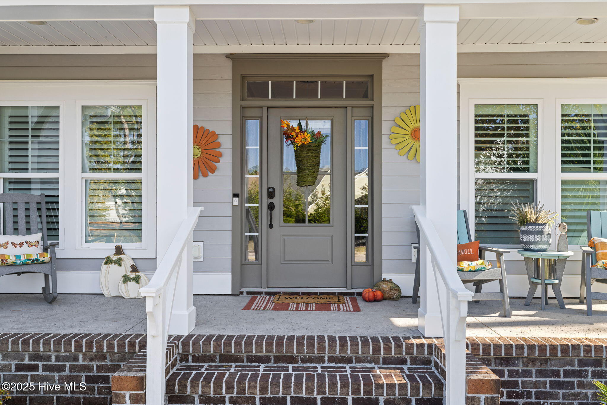 8556 Pine Nut Drive NE