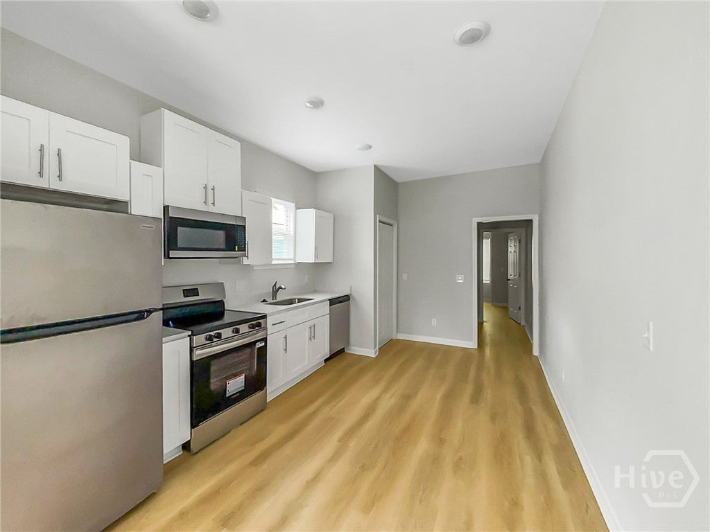 706 W 51st Street
