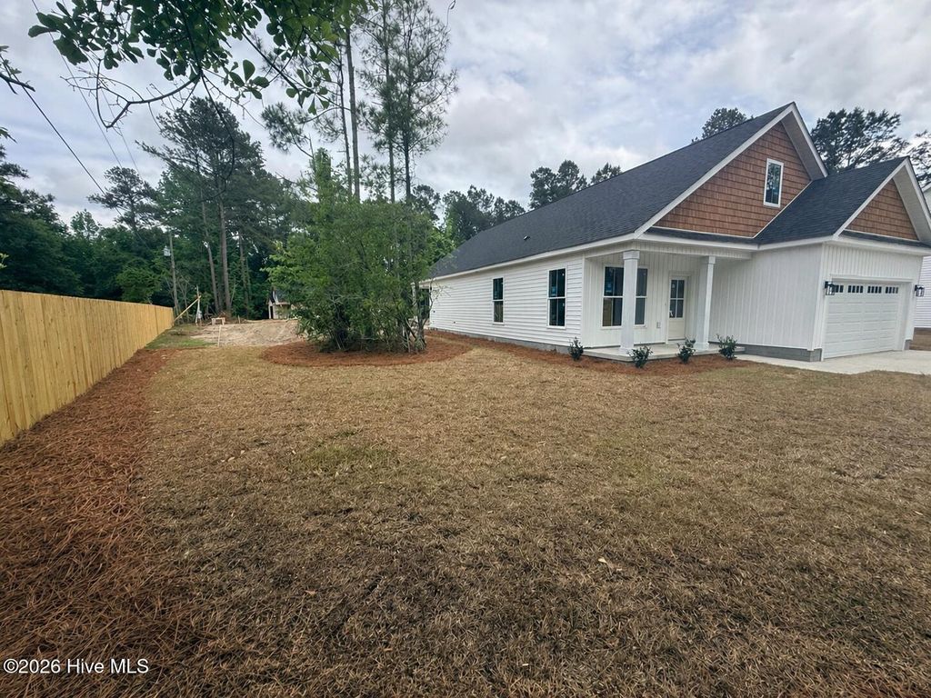 Photo of 86 Whispering Pines Court, Hampstead, NC 28443 (MLS # 100564210)