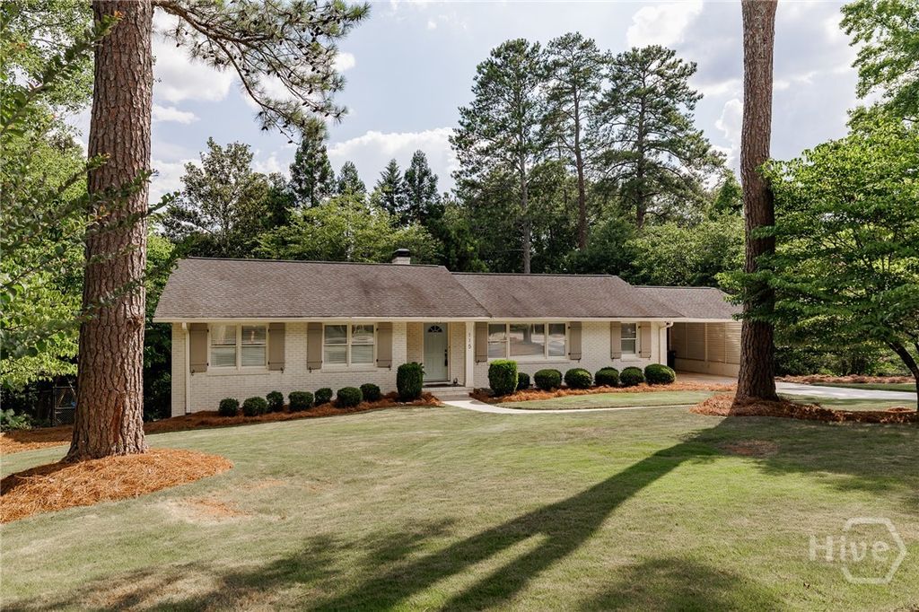 Photo of 115 Riverhill Court, Athens, GA 30606 (MLS # CL359805)
