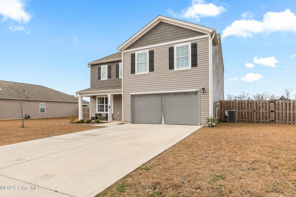 Photo of 624 Drummond Grove Lane, Jacksonville, NC 28546 (MLS # 100549740)