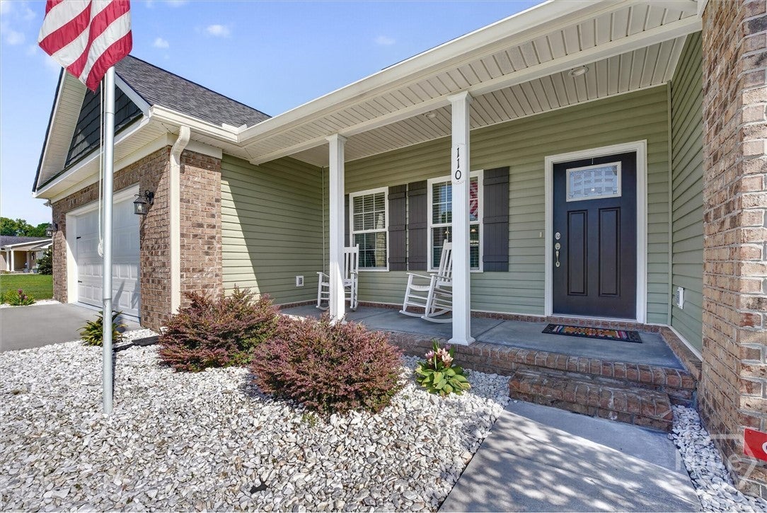 110 Cameron Oaks Drive