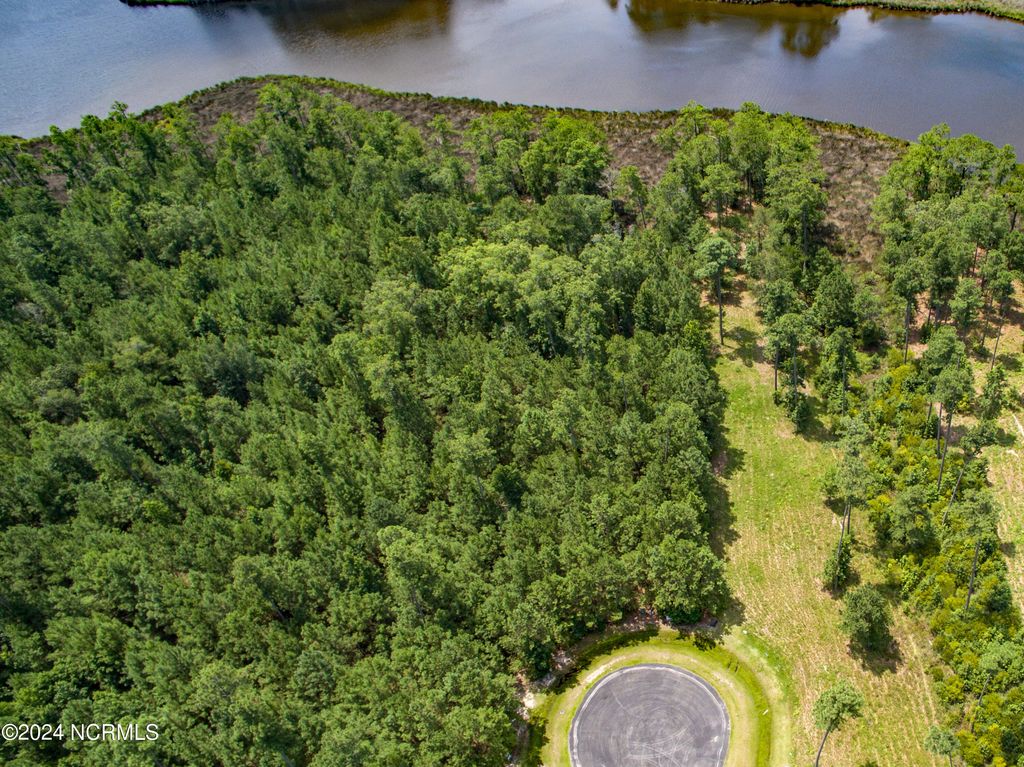 Photo of 11 Bradford Court, Belhaven, NC 27810 (MLS # 100455168)