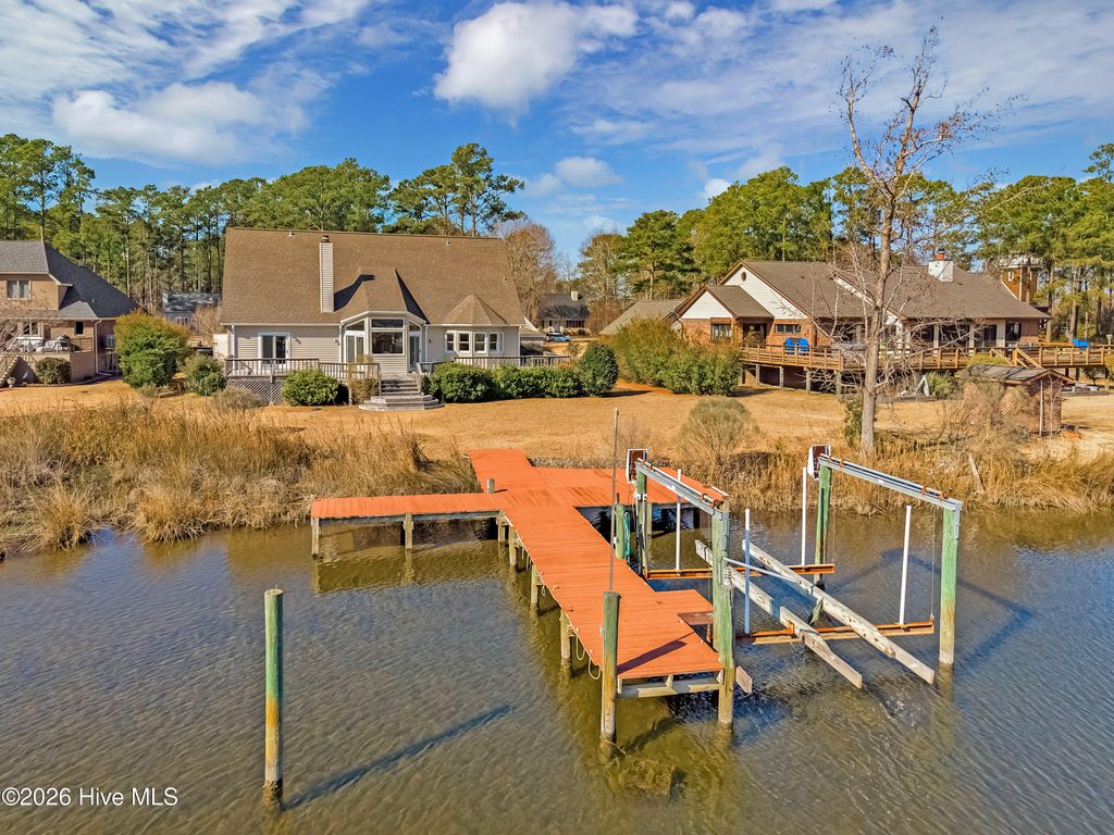 Photo of 3010 Sloop Drive, Oriental, NC 28571 (MLS # 100552195)