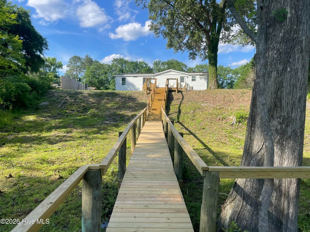 Photo of 191 Griffin Lane, Washington, NC 27889 (MLS # 100573369)