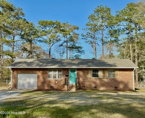 Homes For Sale - 406 Shepard Street<br/> Havelock, NC 28532