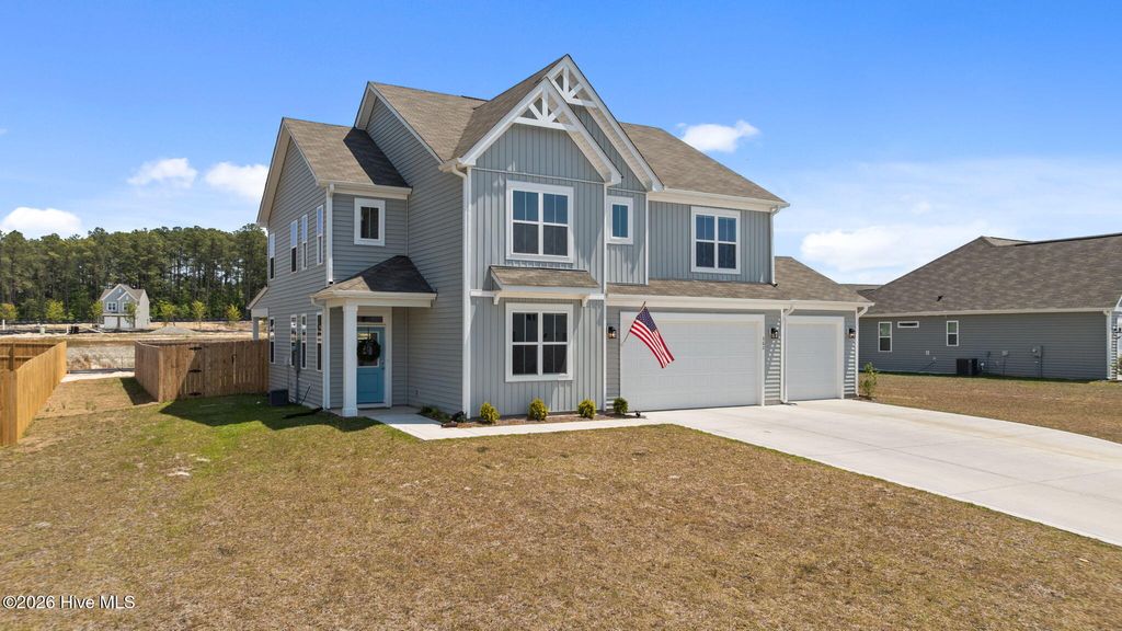 Photo of 362 Summer Wind Way, Aberdeen, NC 28315 (MLS # 100570240)
