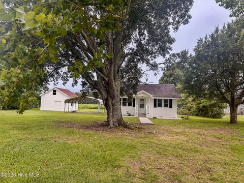 Homes For Sale - 8061 W 74 Highway<br/> Pembroke, NC 28372