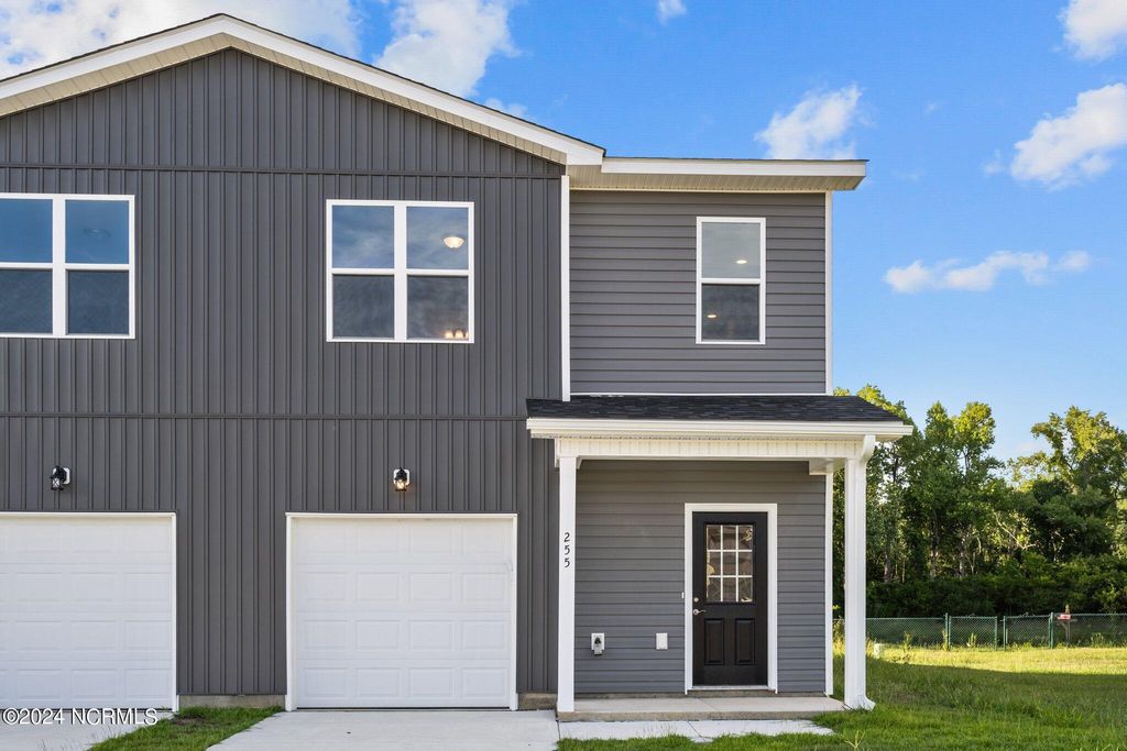 Photo of 254 Winstead Loop, Richlands, NC 28574 (MLS # 100441144)