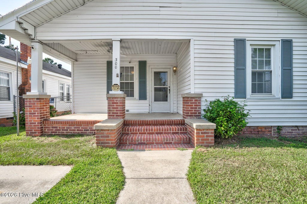 Photo of 300 W Howard Avenue, Tarboro, NC 27886 (MLS # 100602014)
