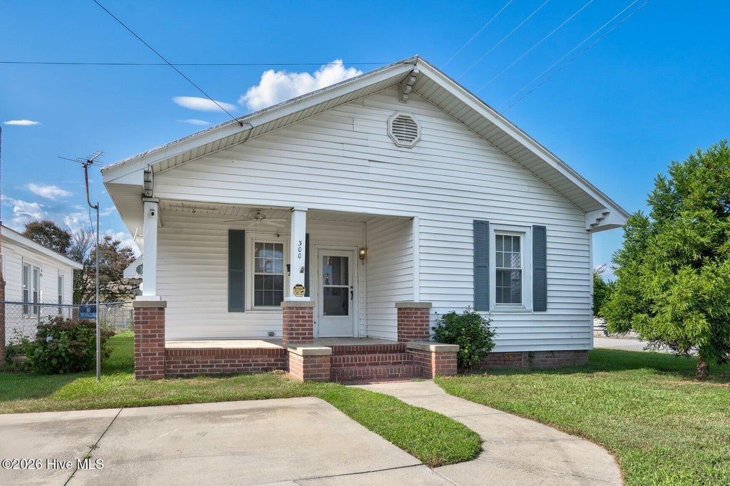 Photo of 300 W Howard Avenue, Tarboro, NC 27886 (MLS # 100602014)