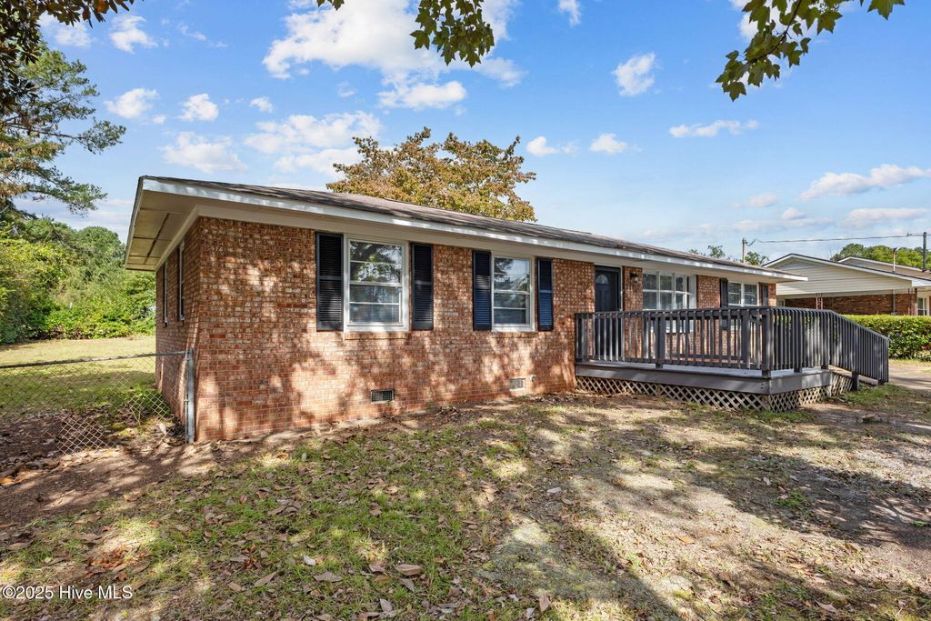 Photo of 1102 Danbury Road, Fayetteville, NC 28311 (MLS # 100535654)