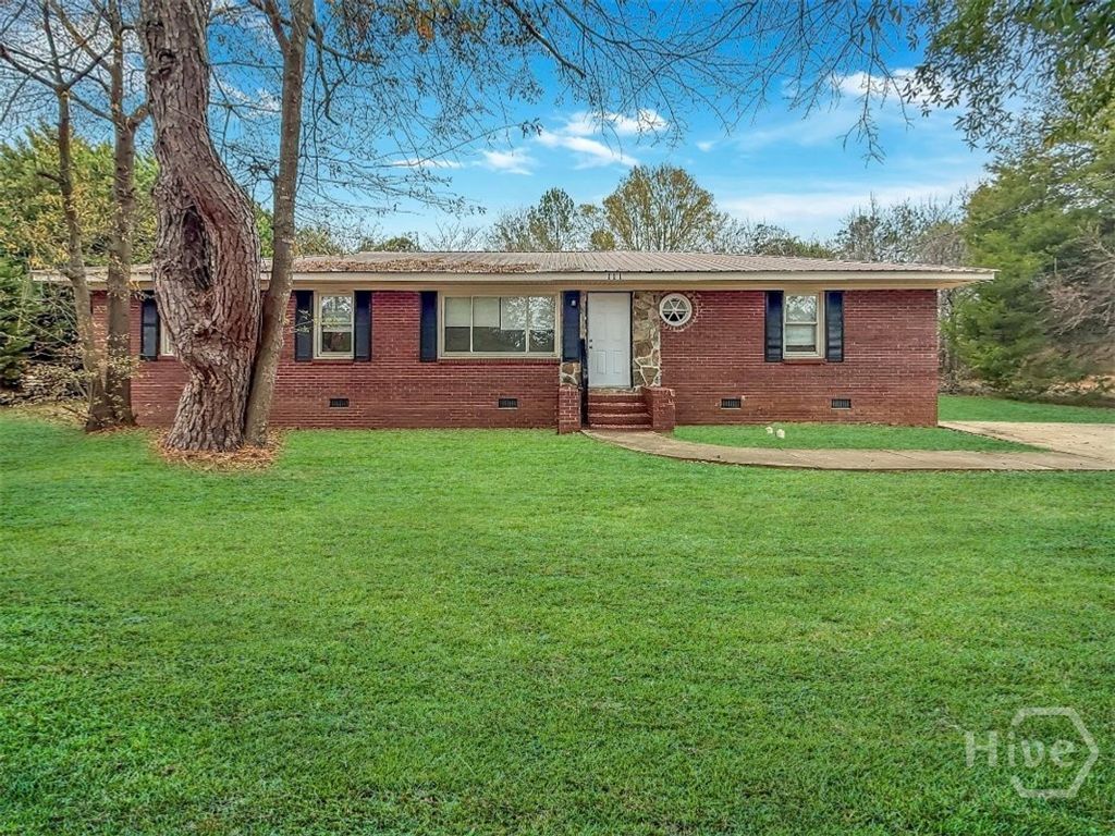 Photo of 111 Wisconsin Avenue, Warner Robins, GA 31088 (MLS # SA345447)