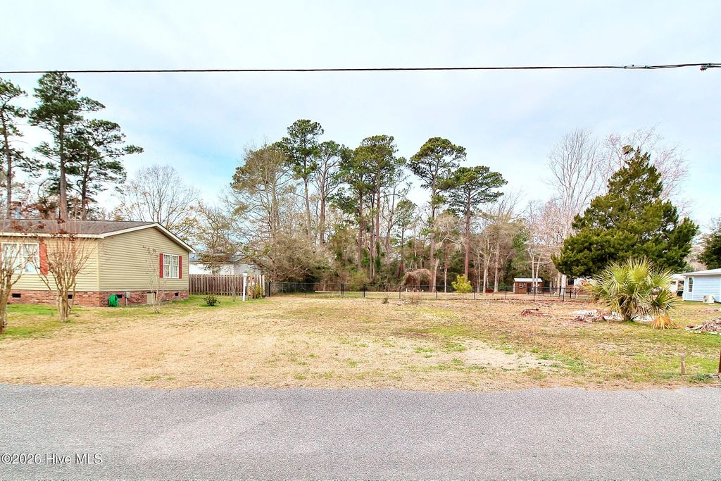 Photo of 1880 Inland Drive SW, Ocean Isle Beach, NC 28469 (MLS # 100556671)
