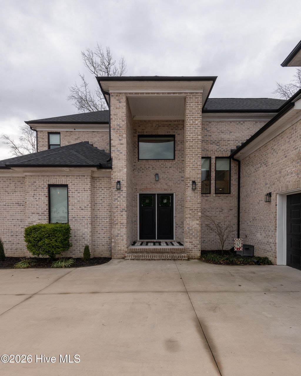 Photo of 2221 Brook Fields Drive, Winterville, NC 28590 (MLS # 100555955)