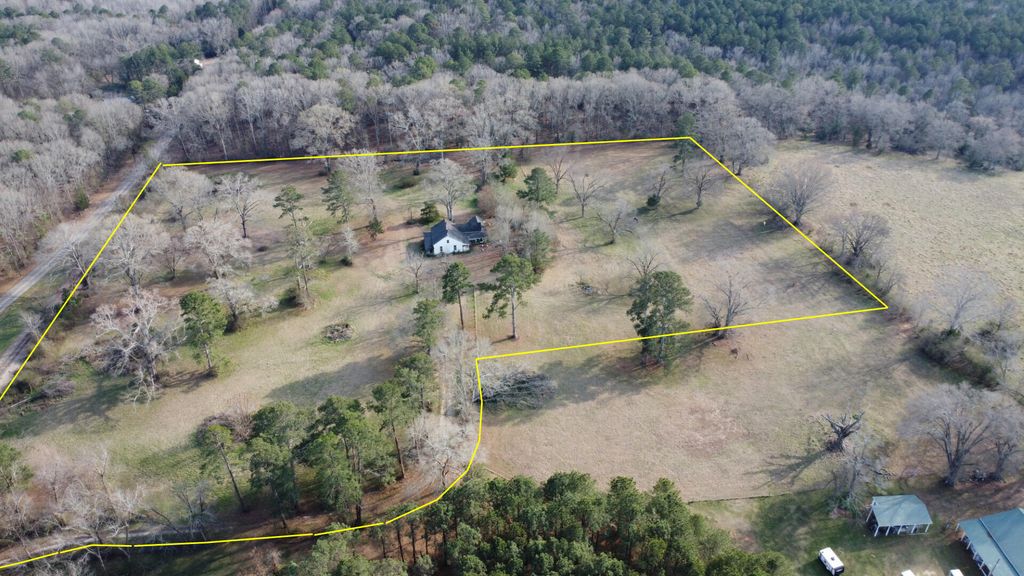 Photo of 0 SE Barnett Road, Sharon, GA 30631 (MLS # 552773)