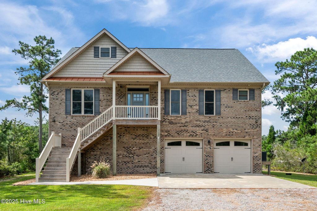 Photo of 168 Breakwater Drive, Bath, NC 27808 (MLS # 100528101)