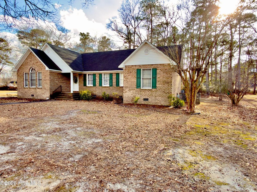 Photo of 3025 Princeton Street, Lumberton, NC 28360 (MLS # 100549742)
