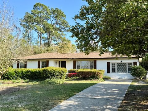 Homes For Sale - 4922 Shelley Drive<br/> Wilmington, NC 28405
