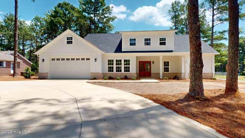 Homes For Sale - 129 Laurel Oak Lane<br/> Pinebluff, NC 28373