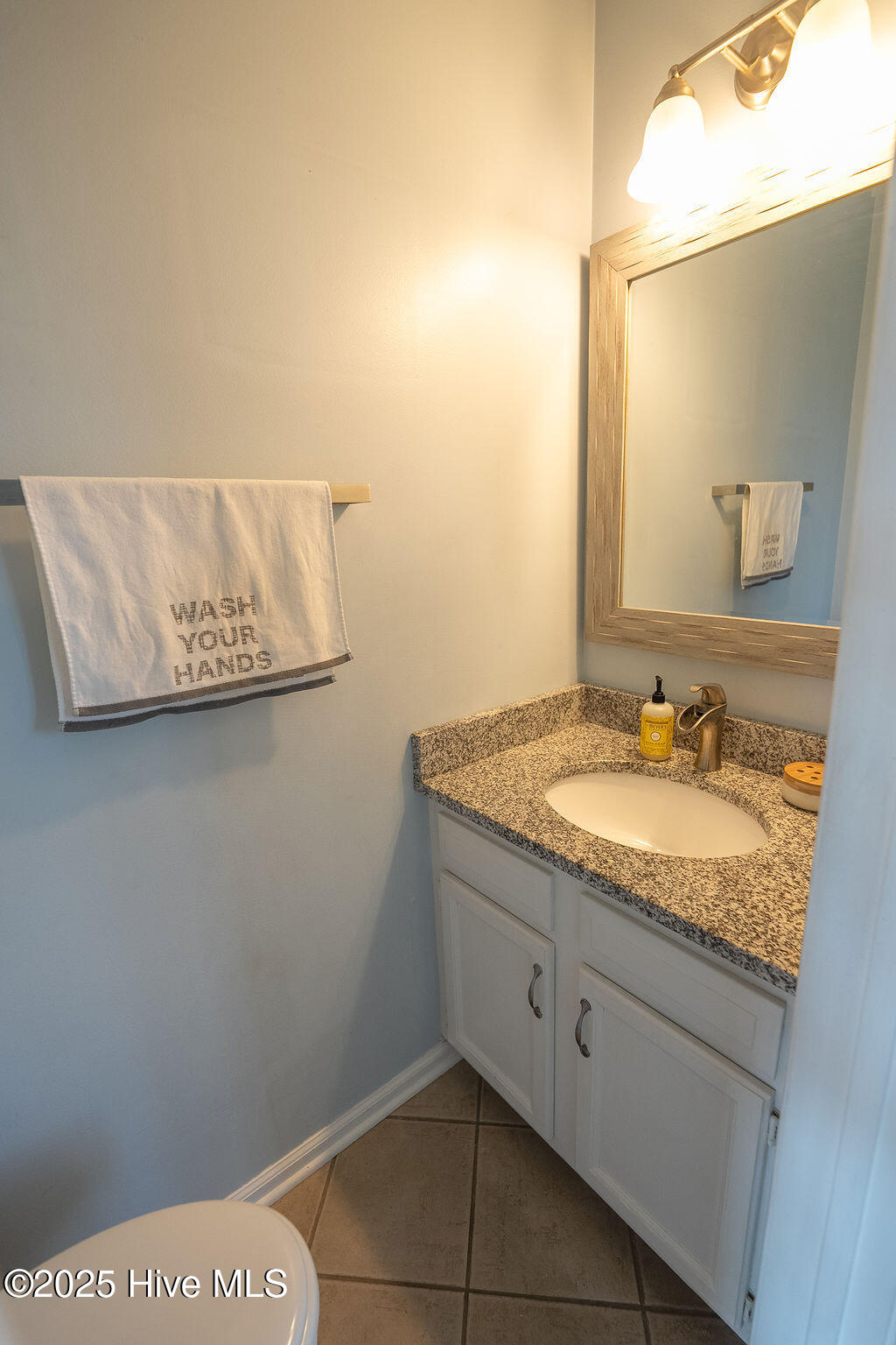 Duck, North Carolina 27949, United States, 2 Bedrooms Bedrooms, ,3 BathroomsBathrooms,Residential,Active,255877