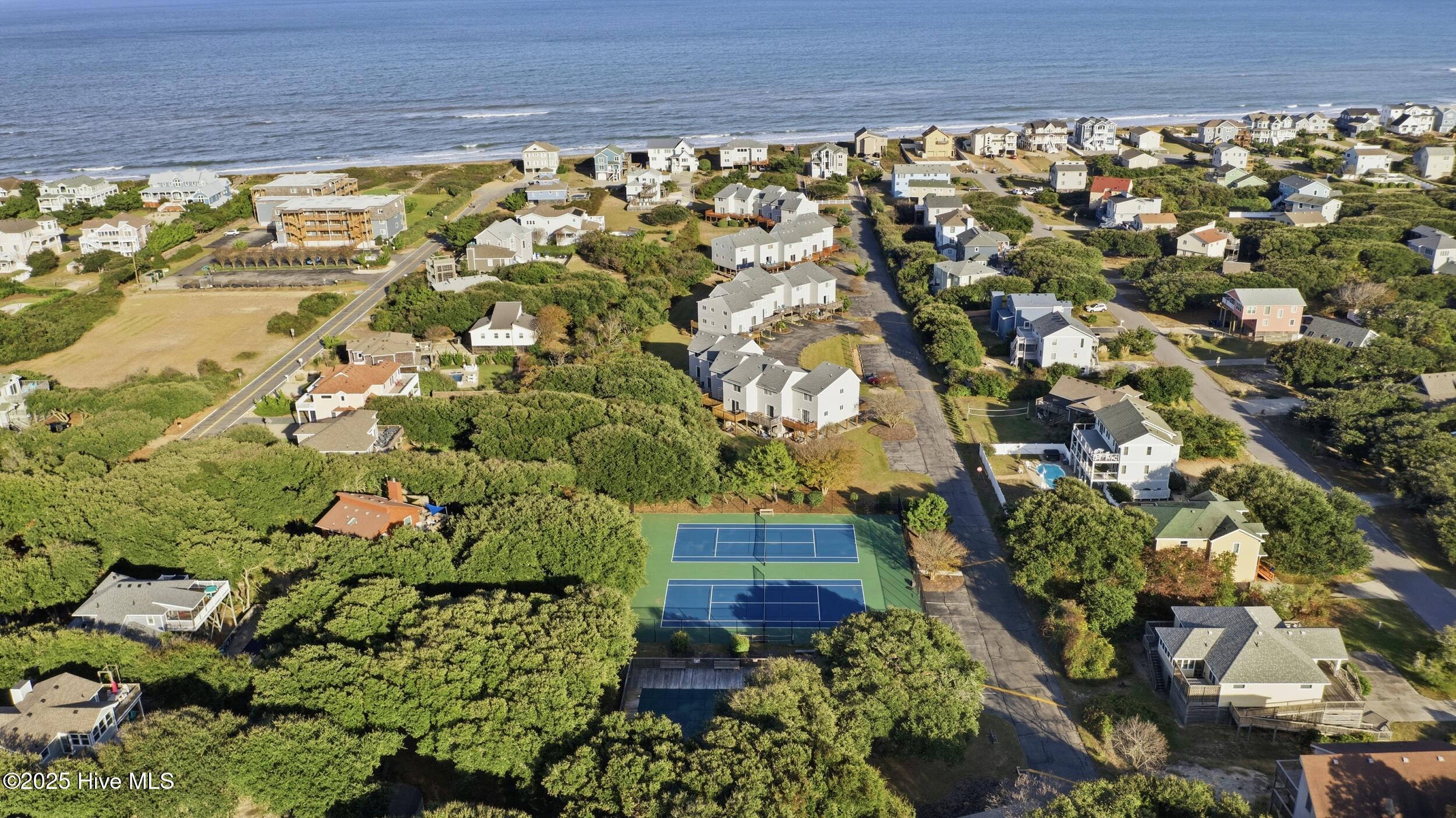 Duck, North Carolina 27949, United States, 2 Bedrooms Bedrooms, ,3 BathroomsBathrooms,Residential,Active,255877