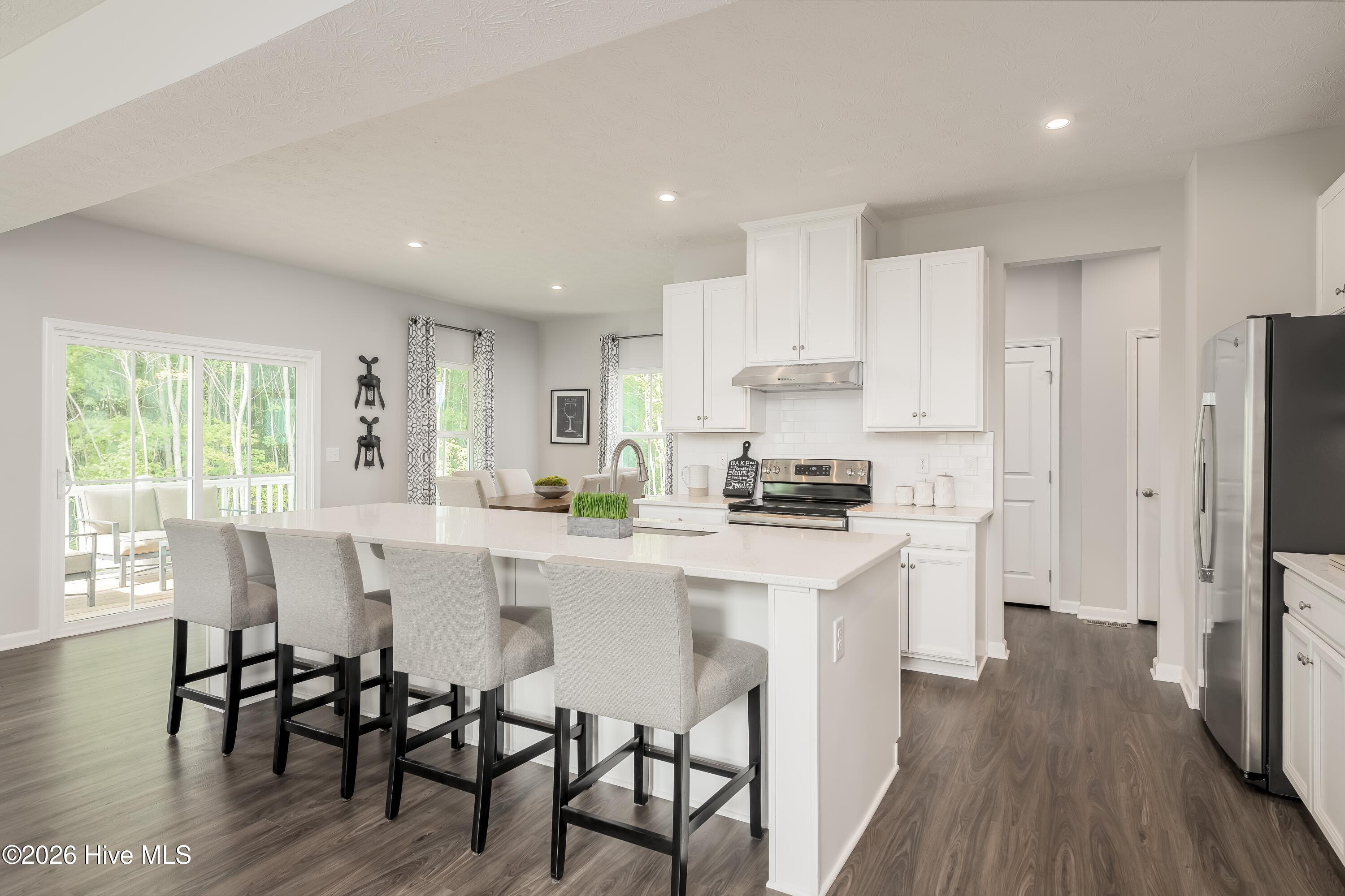 905 Willeyton Road