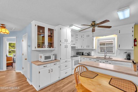 Tiny photo for 1670 Pony Farm Road, Jacksonville, NC 28540 (MLS # 100573613)