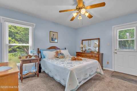 Tiny photo for 1670 Pony Farm Road, Jacksonville, NC 28540 (MLS # 100573613)
