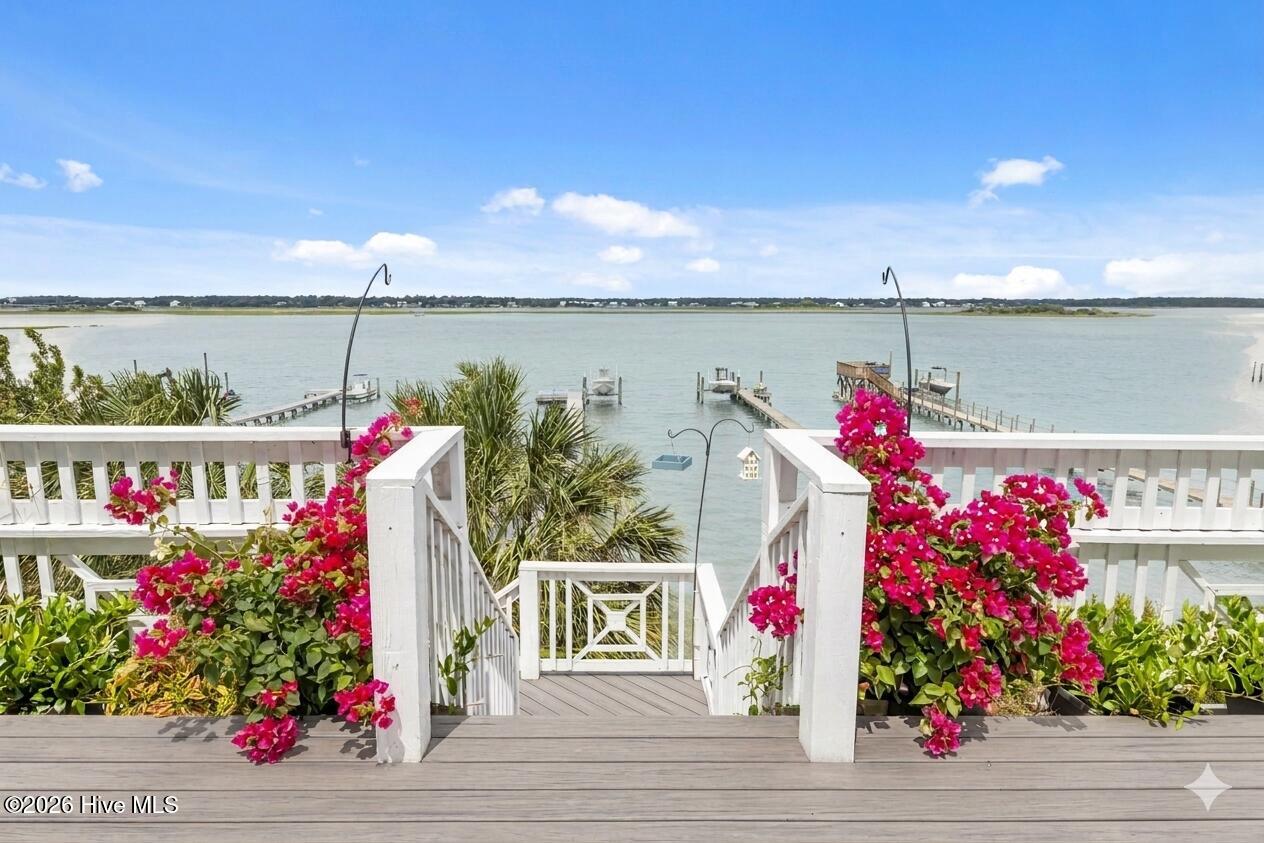 8722 Emerald Plantation Road