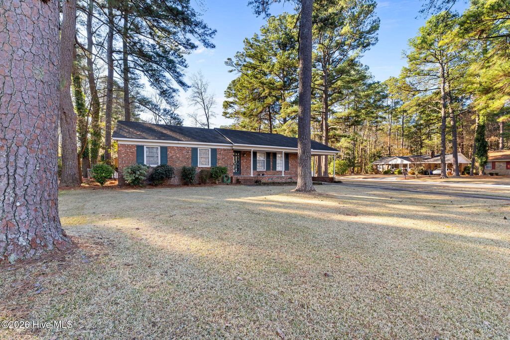Photo of 100 Lindenwood Drive, Greenville, NC 27834 (MLS # 100547413)
