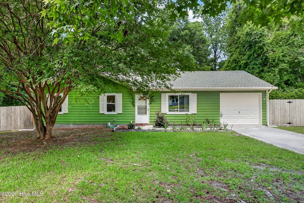 Photo of 130 Falcon Crest Road, Jacksonville, NC 28540 (MLS # 100584076)