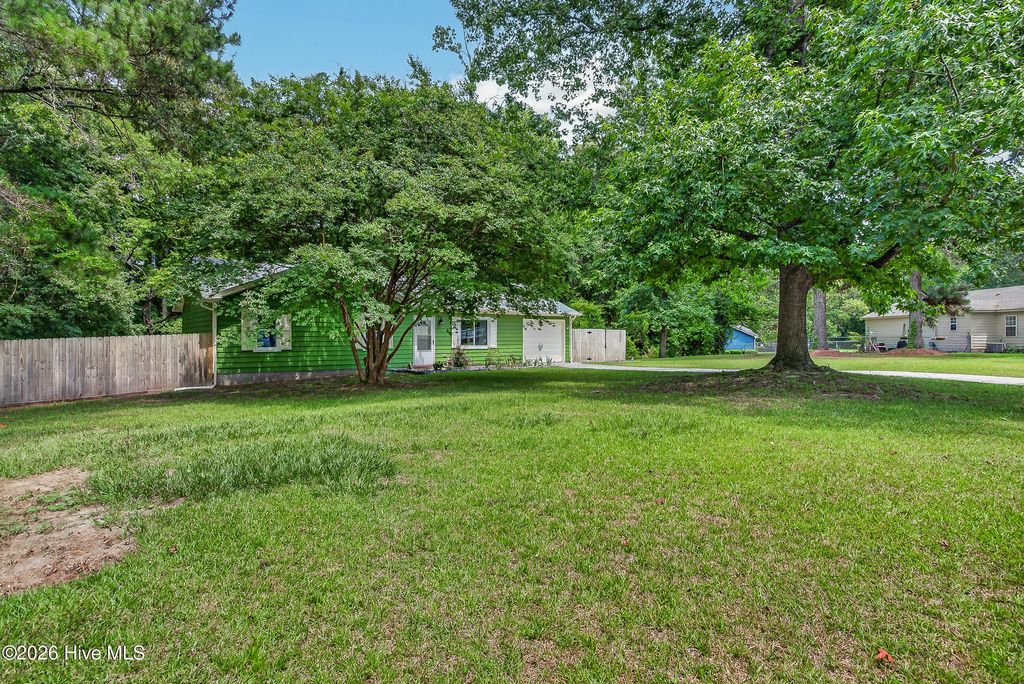 Photo of 130 Falcon Crest Road, Jacksonville, NC 28540 (MLS # 100584076)