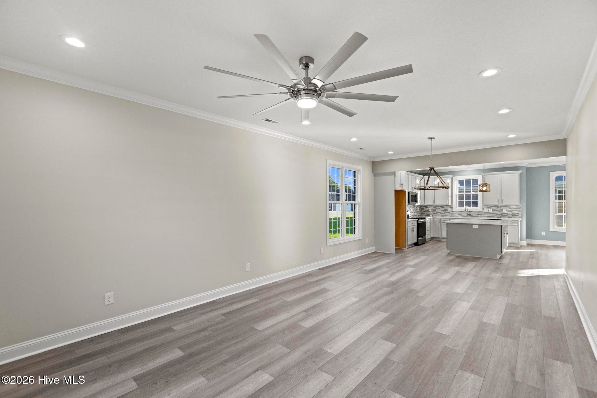 401 King Richard Court