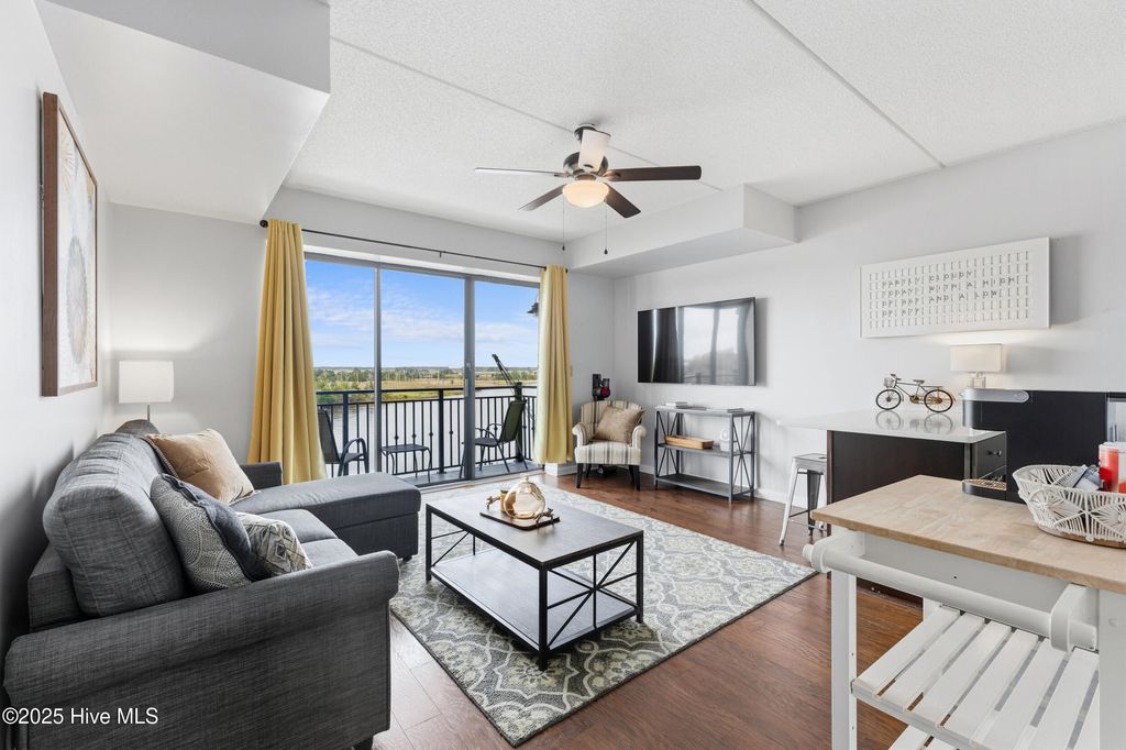 Photo of 106 N Water Street #702, Wilmington, NC 28401 (MLS # 100535273)