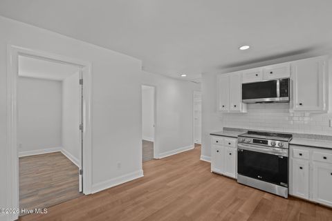 Tiny photo for 458 Mercer Avenue, Wilmington, NC 28403 (MLS # 100555774)