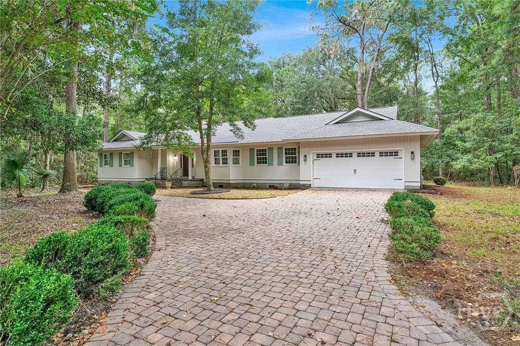 Photo of 5 Fletcher Lane, Savannah, GA 31411 (MLS # SA341587)