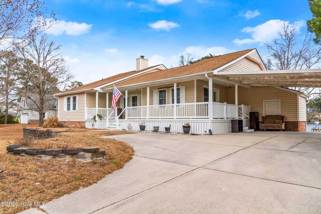 Photo of 9209 Hornigold Avenue, Oriental, NC 28571 (MLS # 100548820)