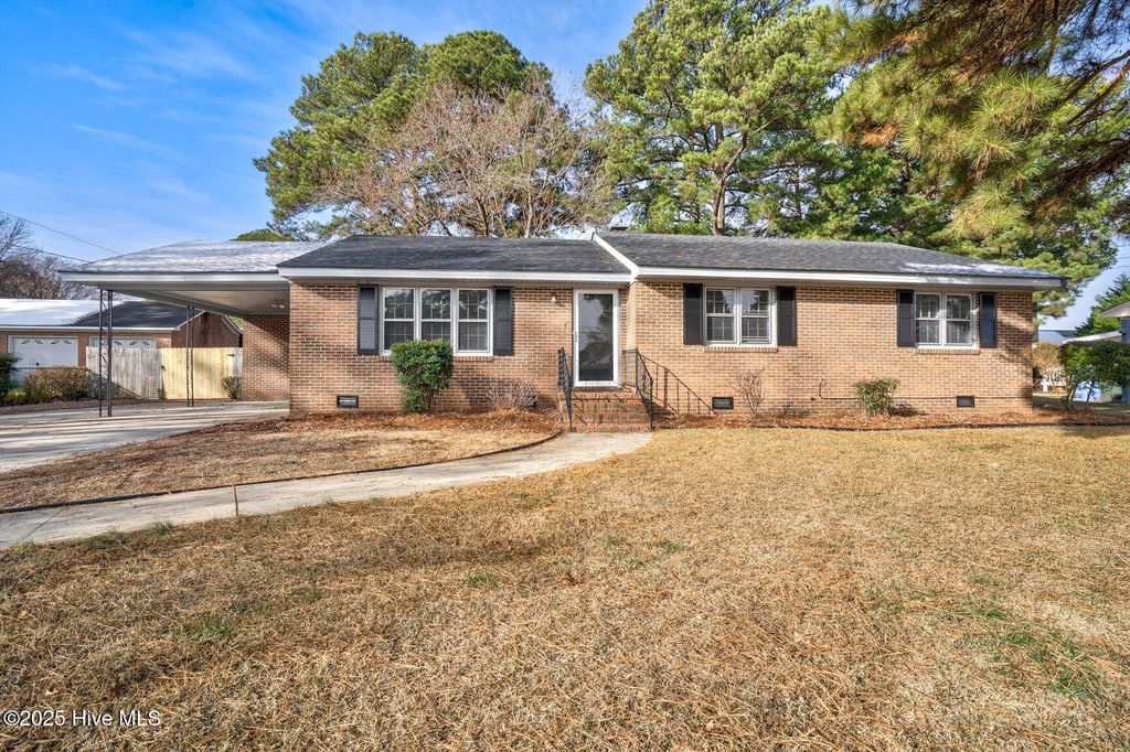 Photo of 507 Glendale Drive W, Wilson, NC 27893 (MLS # 100545448)