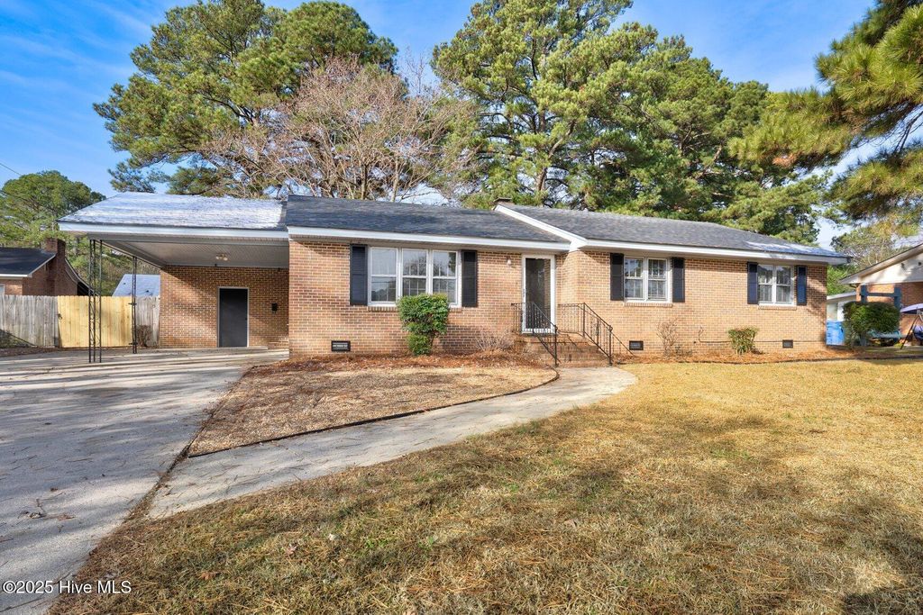 Photo of 507 Glendale Drive W, Wilson, NC 27893 (MLS # 100545448)