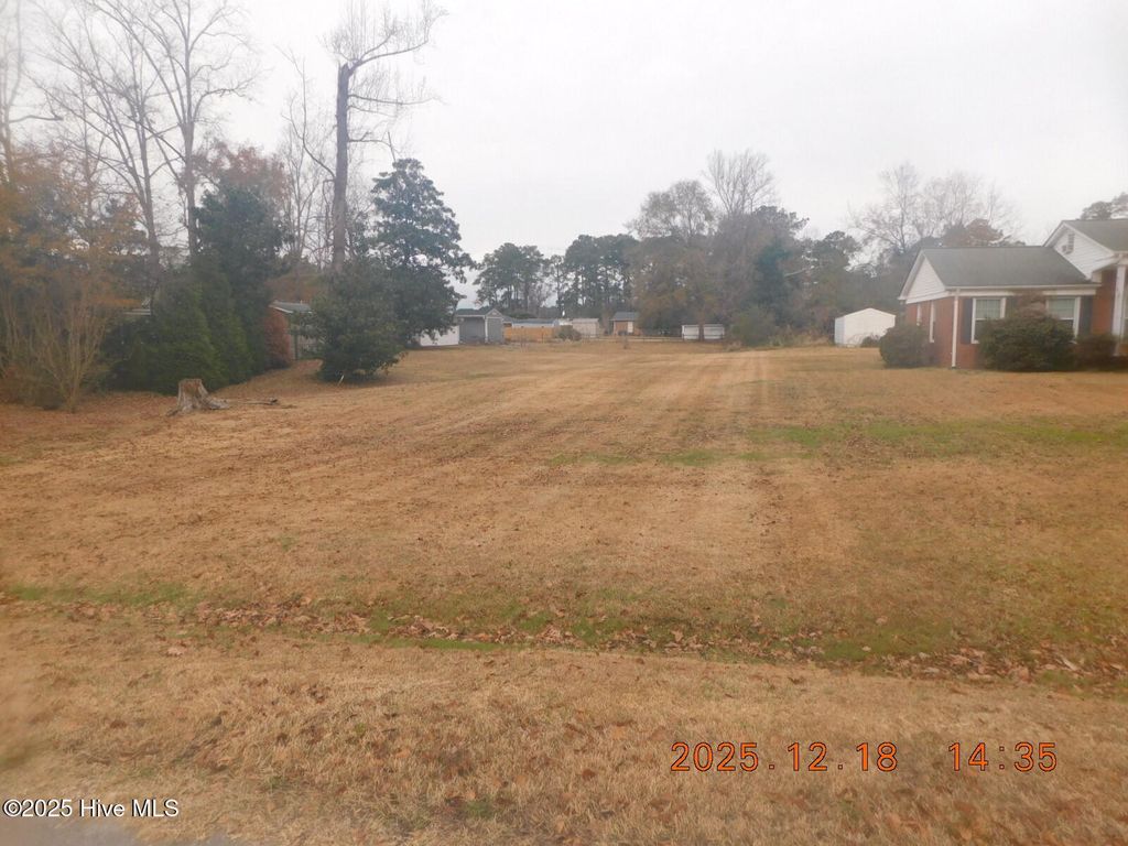 Photo of 103 Club Lane, Jacksonville, NC 28546 (MLS # 100545960)