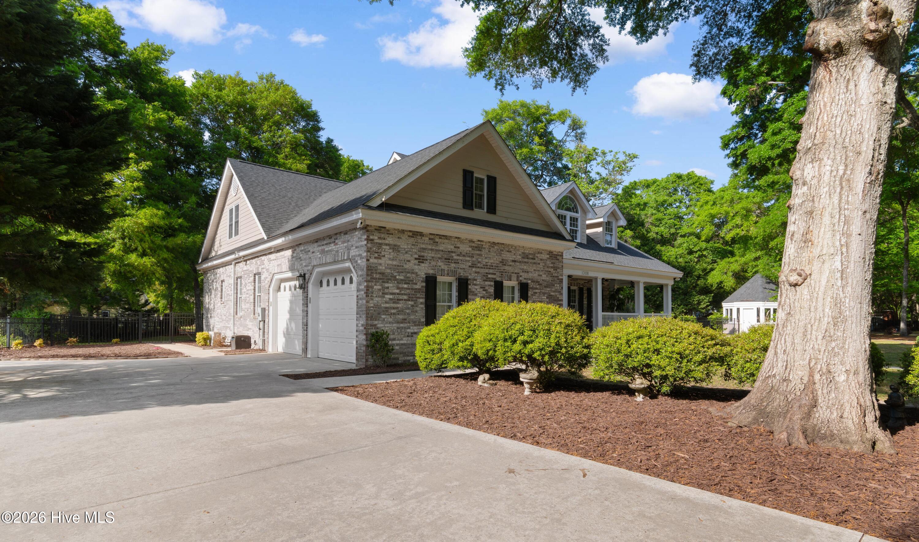 1308 Harbour Watch SW