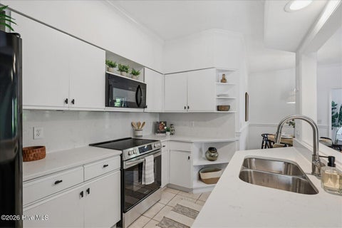 Tiny photo for 131 Longstreet Drive #Apt 106, Wilmington, NC 28412 (MLS # 100587586)