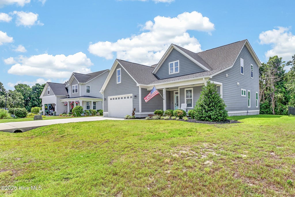 Photo of 712 Lanyard Drive, Newport, NC 28570 (MLS # 100600662)
