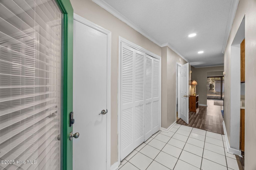 Photo of 1517 College Way, New Bern, NC 28562 (MLS # 100545830)