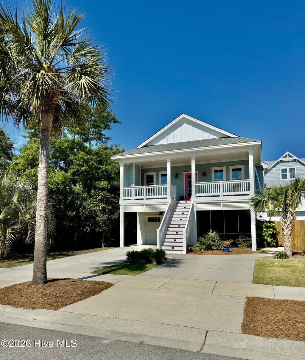 Photo of 802 Ocean Boulevard, Carolina Beach, NC 28428 (MLS # 100567174)