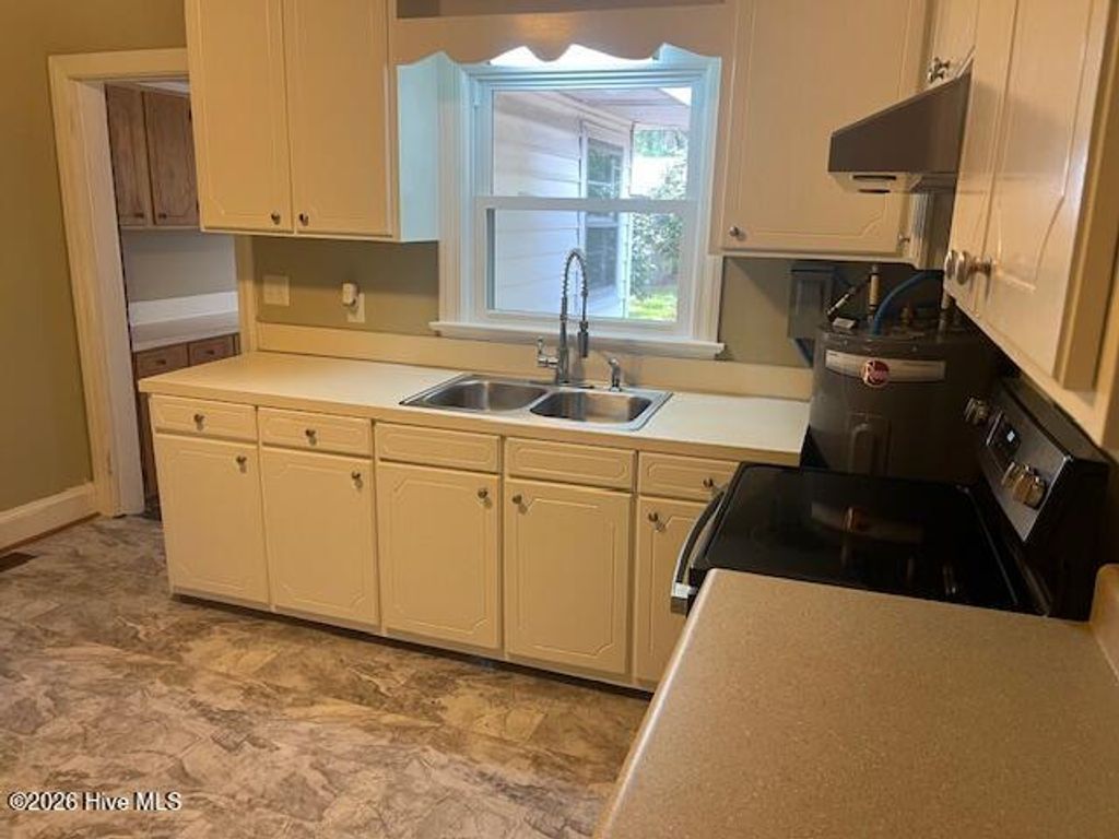 Photo of 708 Piedmont Avenue, Rocky Mount, NC 27803 (MLS # 100566794)