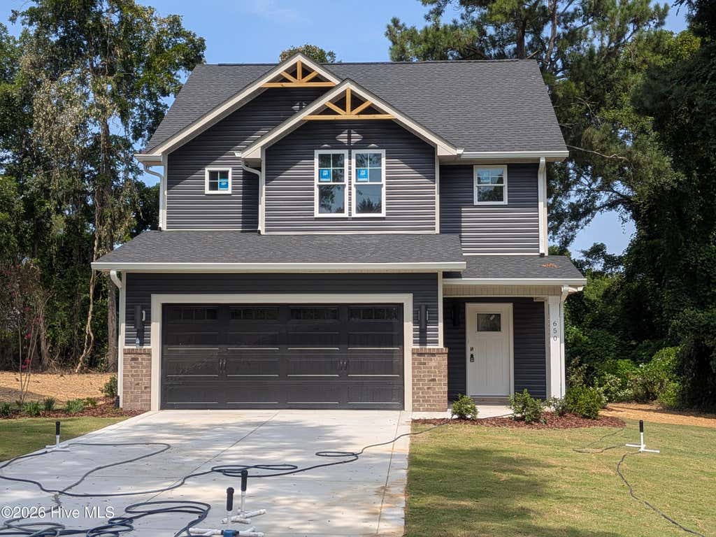 Photo of 650 S Mechanic Street, Southern Pines, NC 28387 (MLS # 100596424)