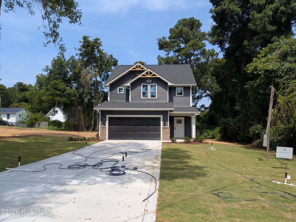 Photo of 650 S Mechanic Street, Southern Pines, NC 28387 (MLS # 100596424)