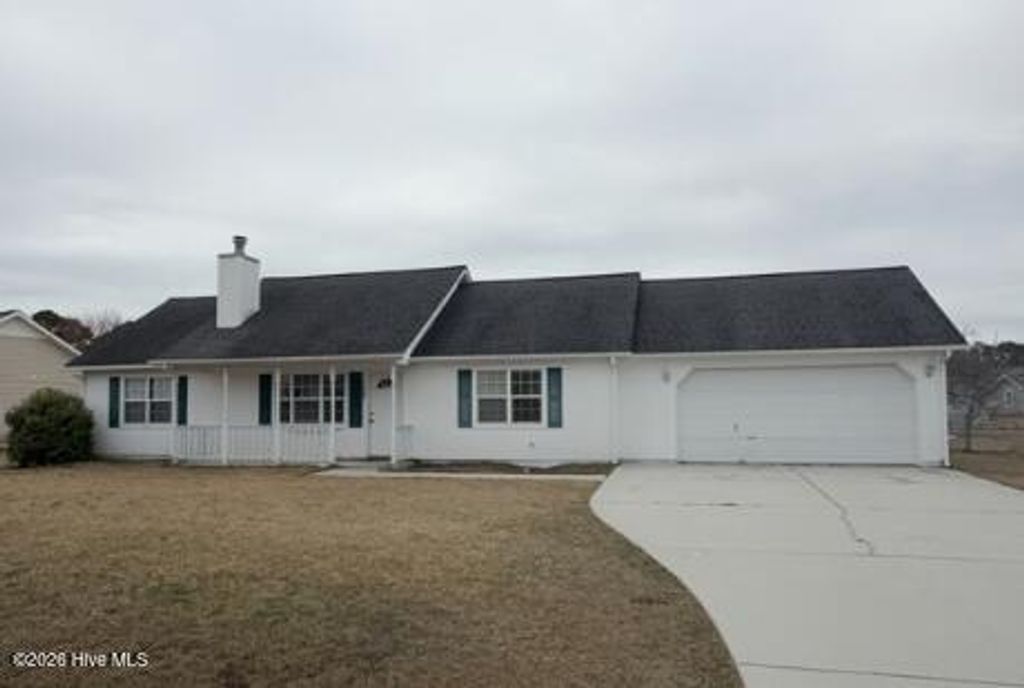 Photo of 708 Covington Court, Hubert, NC 28539 (MLS # 100557725)